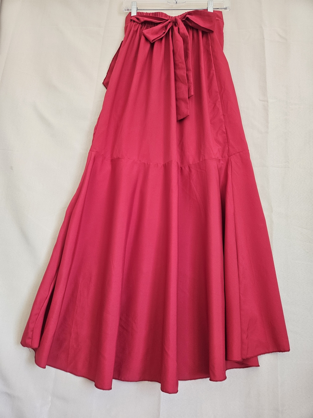 Flattering High-Low Ruffle Skirt in Red Size S - Picture 2 of 11